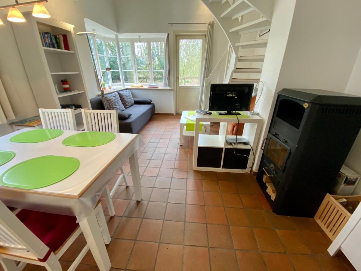 Am Kurpark Villa Wyk auf Foehr Luaran gambar